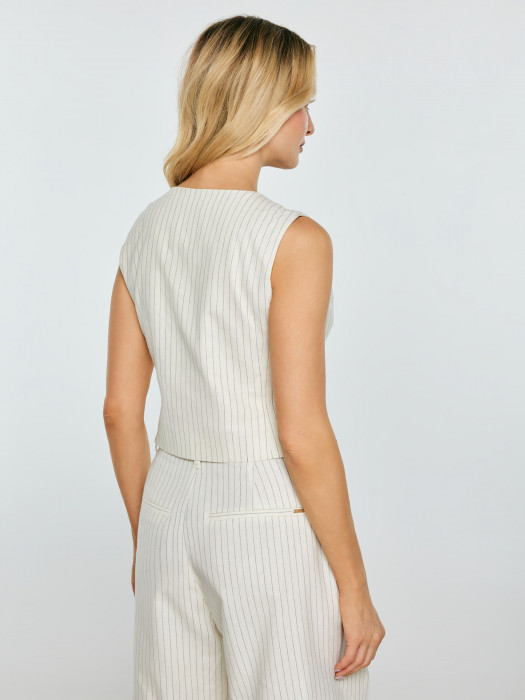 Elegantná vesta KINNIAV 102